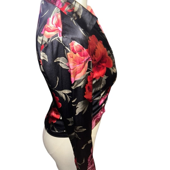 Karen Kane long sleeve blouse - Picture 8 of 8